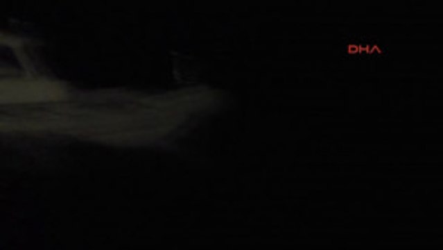 Izmir - Sahil Güvenlik Komutanlığı, Izmir Çeşme Uçburnu Açıklarında Lastik Bot Içerisindeki 23...