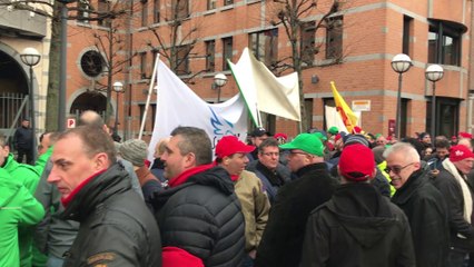 La manifestation de Caterpillar à Jambes