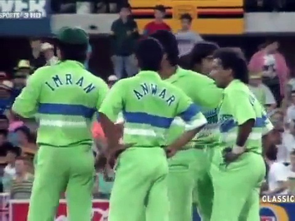 Imran Khan Amazing Last Over Vs Australia