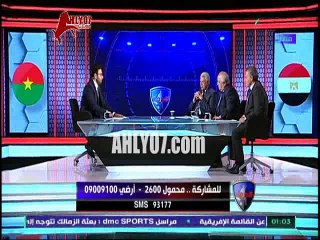شاهد مسخرة على الهوا فصلان ضحك في الاستوديو المستكاوي مدرب بوركينا طلع بطاسة فوق دماغه بيقول ازاي