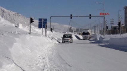 Bitlis'te 'Beyaz Esaret' Nedeniyle Kriz Masası Oluşturuldu
