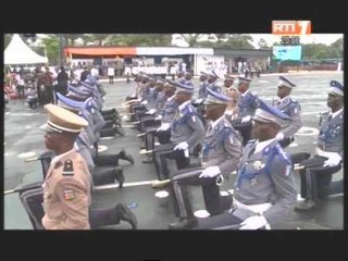Ouattara assiste à une cérémonie de baptême et de prestation de serment à la gendarmerie