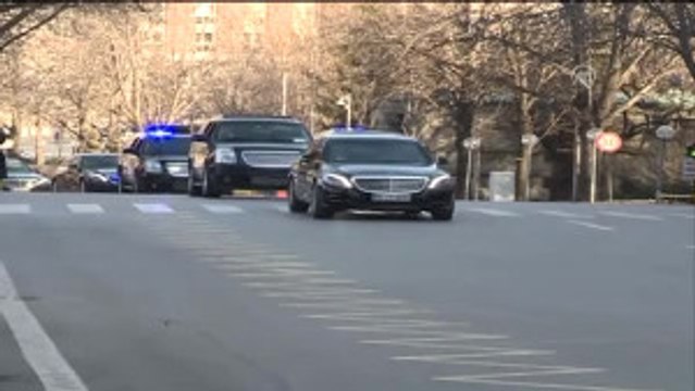 Merkel, TBMM'nin, 15 Temmuz Fetö Darbe Girişimi Sırasında Bombalanan Bölümünü Gezdi