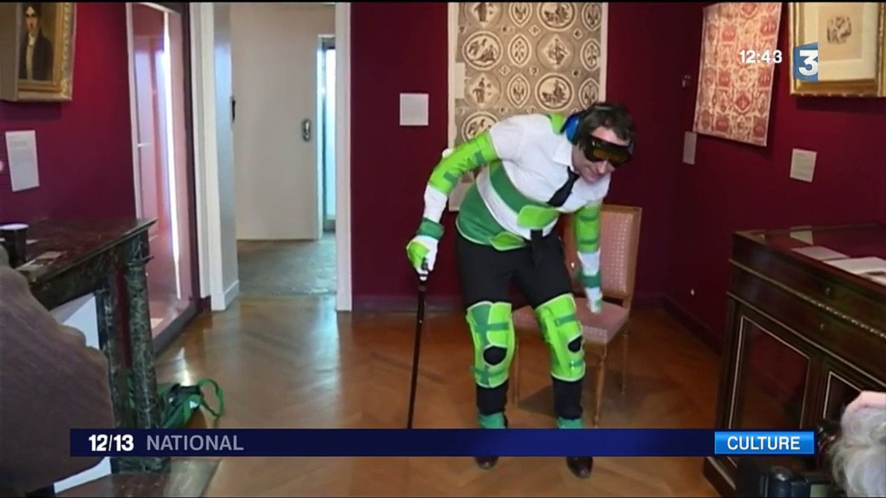 Musée Delacroix : une combinaison pour se mettre dans la peau d'une personne âgée