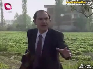 Şeytan Taşlar Gibi Memur Kılıklı Adamı Taşlayan Adam, Taşlanmasına Kızan Adamın Katil Olup Çok Üzülmesi ve Duruma Çok Tepki Gösteremeyen Aile