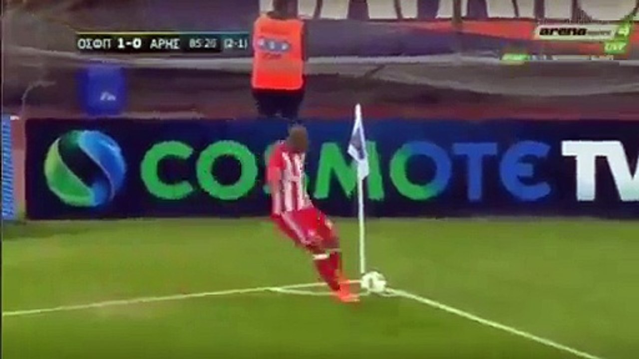 Το γκολ του Δημήτρη Νικολάου – Ολυμπιακός 2-0 Άρης – 02.02.2017