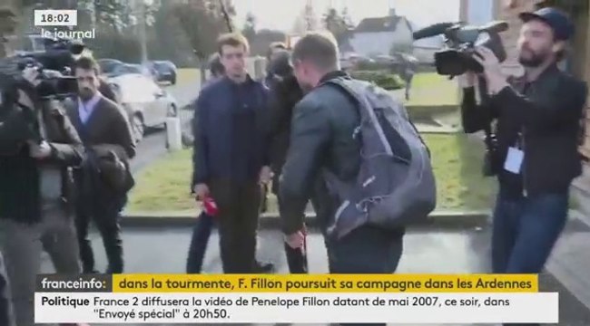 François Fillon insulté et pris à parti dans Ardennes