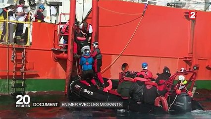 Migrants : sauvetage en mer au large de la Libye