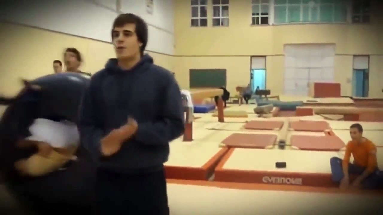 Приколы с людьми! НУ ОЧЕНЬ СМЕШНО)))