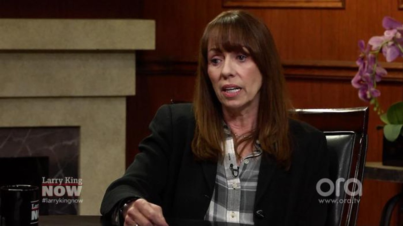 Mackenzie Phillips addresses America's opiate epidemic