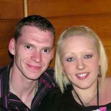 Kendisini Aldatan Erkek Arkadaşından, Babasıyla Yatarak İntikam Aldı