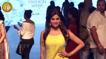 REGINA CASSANDRA FOR SAILESH SINGHANIA & ADAH SHARMA FOR GALANG GABAAN ON RAMP LFW