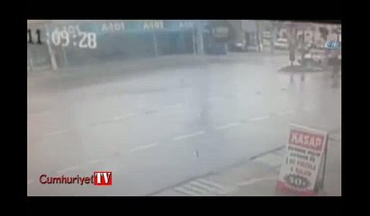 ’Geliyorum’ diyen kaza güvenlik kamerasında