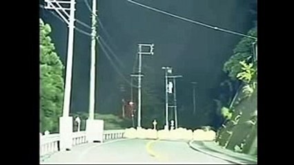 MASSIVE LANDSLIDE EVER CAUGHT ON CAMERA