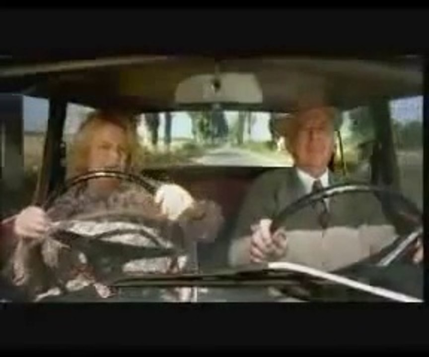 Gülmekten karnım ağrıdı