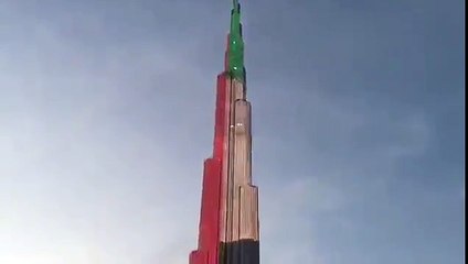 BBurj Khalifa_ the world_s tallest tower_ lights up the Indian flag to celebrate