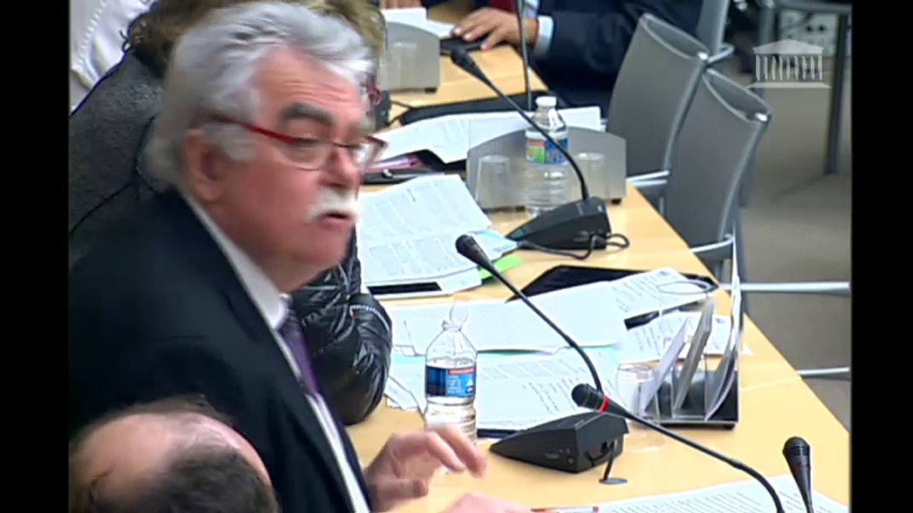 Table ronde sur la couverture mobile et numérique : questions d'André Chassaigne (PCF-FDG)