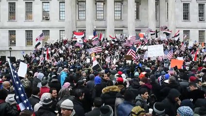 New York: des centaines de Yéménites contre le décret de Trump