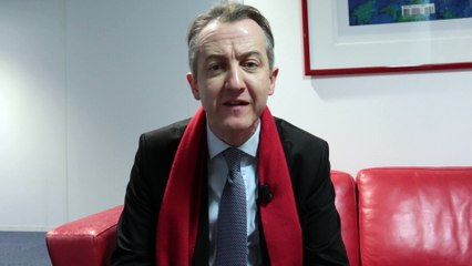 "Week-end de folie pour la politique française"