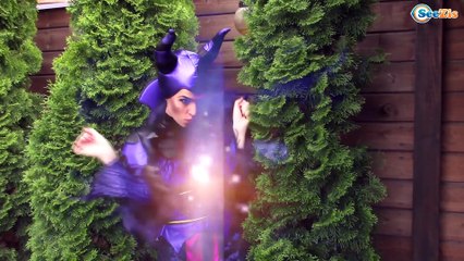 Double Pregnant SPIDERMAN vs DOCTOR! w/ Frozen Elsa Doctor Pink Spidergirl BABY PRANK Superhero Fun