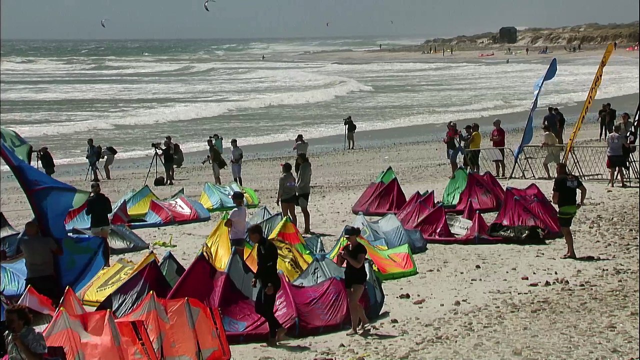 Adrénaline - Kitesurf : Nick Jacobsen remporte le Red Bull King of the Air