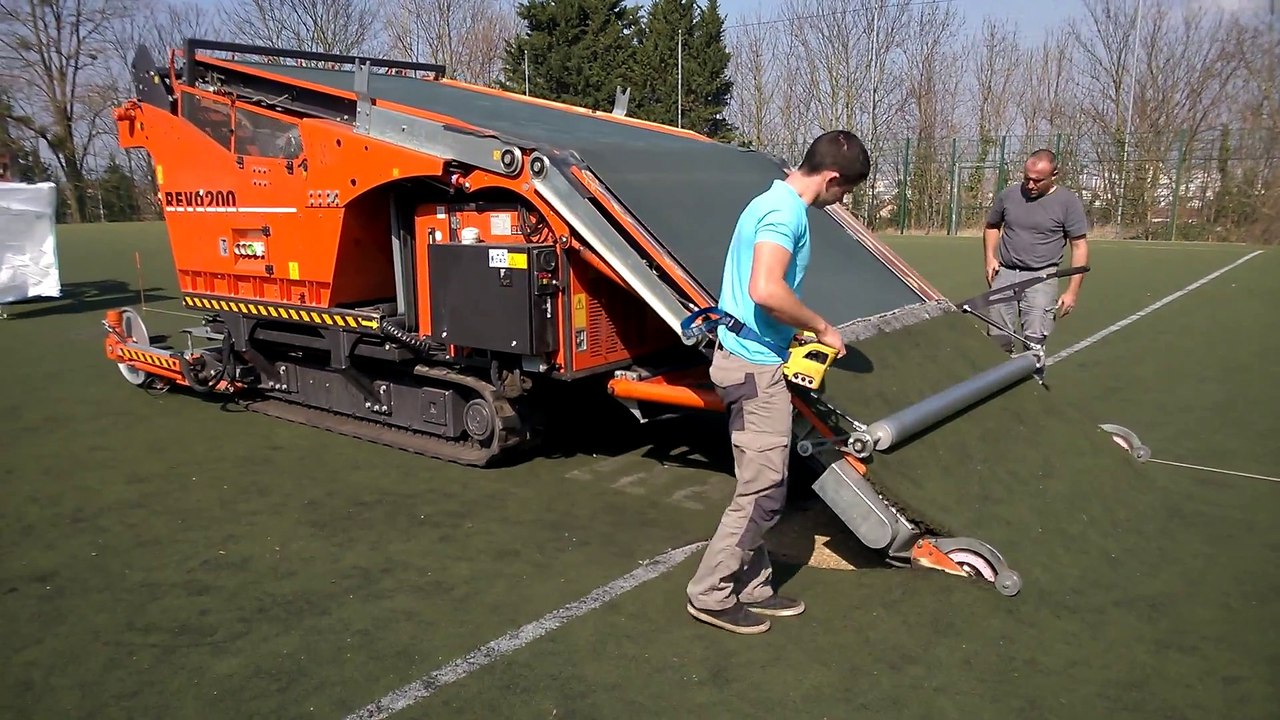 Dépose gazon synthétique