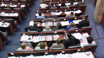 Ish-deputetët shqiptarë më pasivët në Kuvend