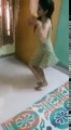 beautiful girl dance at home - private dance by himself(360p)