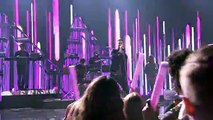 Maroon 5 - Don’t Wanna Know (Live From The American Music Awards/2016) ft. Kendrick Lamar