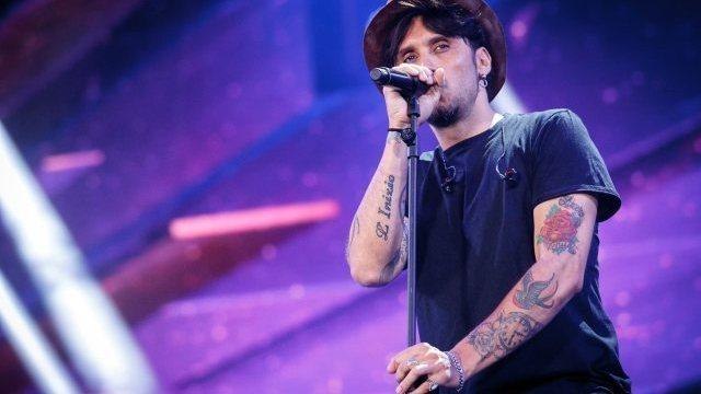 Sanremo 2017, a Fabrizio Moro e Maldestro il premio Lunezia