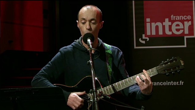 Les emplois fictifs de Marine - La chanson de Frédéric Fromet