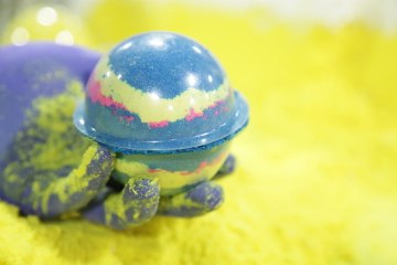 How Lush Cosmetics' Best-Selling Cleanser Is Made