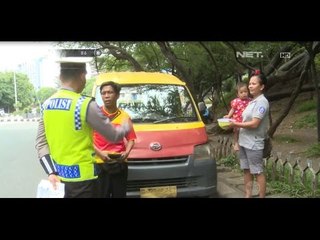 Demi Mengantar Istri, Supir Angkutan Umum ini Melanggar Rambu Lalu Lintas - 86