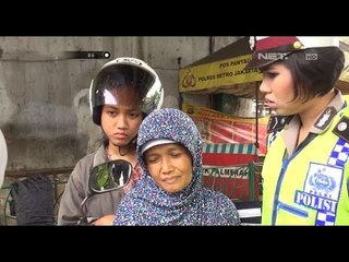 Ditilang Karena Ibunya Tidak Pakai Helm, Anak ini Kesal Kepada Petugas - 86