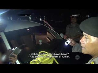 Penggeledahan Pintu Rahasia Penyimpan Ratusan Botol Miras - 86