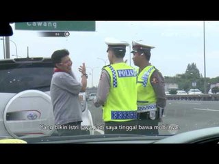 Dikejar Polisi, Supir Angkot Ini Malah Masuk Pusat Perbelanjaan - 86