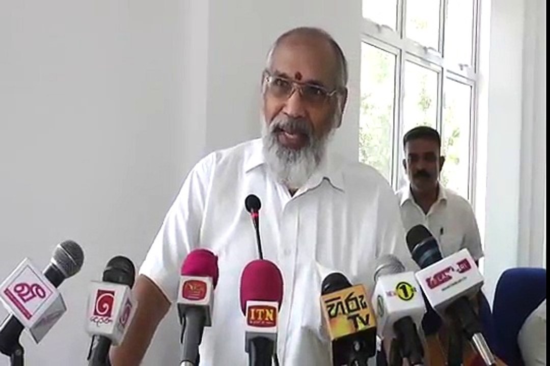 ඇමති දයාසිරිට විග්නේෂ්වරන් දුන්න උත්තරය...