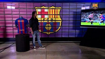 Ronaldinho: "Poucos tem o privilégio de ser embaixador do Barça"