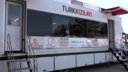 Kızılay'a Tam Donanımlı Kan Toplama Aracı