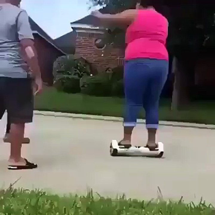 Gorda tomando tombo explosivo