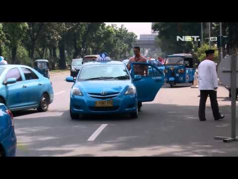 NET17 - PNS naik Angkot dan Sepeda ke Kantor Pemprov DKI Jakarta