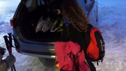 Stripping in the Arctic - [Nuuk, Greenland]-zmo7nW8Q8Hk