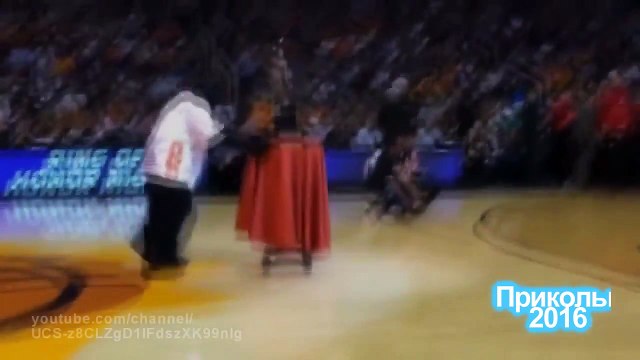 ГОЛЫЕ и ПЬЯНЫЕ ДЕВУШКИ 2016 | FAIL COMPILATION #37 21