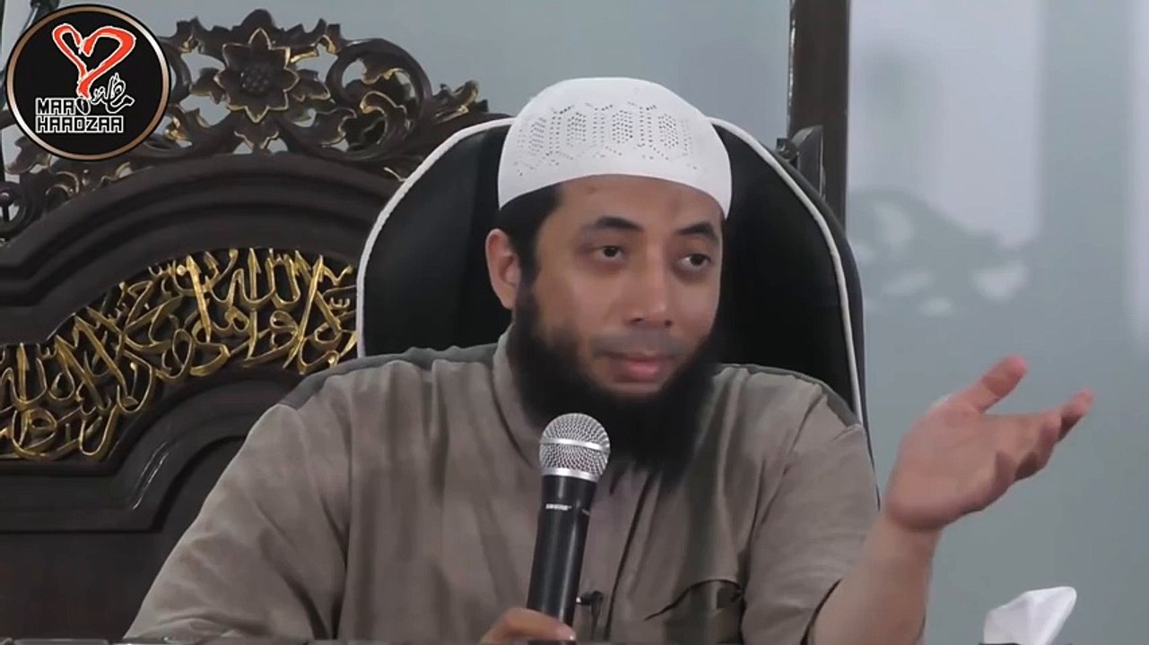 Aneh... Ustadz Dicekal tapi Kafir Dibela. Tanggapan Ustadz DR Khalid Basalamah MA