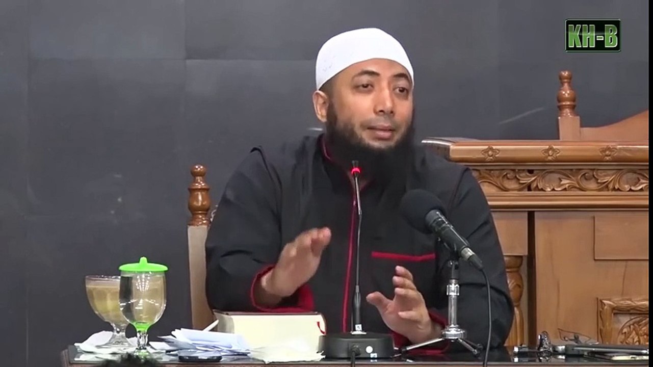 Apa itu Sutrah. Tanya Jawab Ustadz DR Khalid Basalamah MA