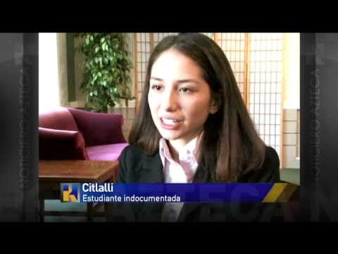 Jóvenes inmigrantes preocupados por situación legal