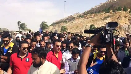 CM #Sindh SYED MURAD ALI SHAH going to new nazimabad gymnasim ... (04th Feb 2017)