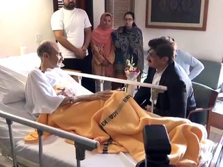 CM Sindh Syed Murad Ali Shah meets #LatifMughal at #AghaKhanHospital 04th Feb 2017