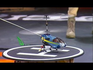 แข่ง.. "บังคับ ฮ. ชนลูกโป่ง" ..{ เกมพันหน้า 17 พ.ย. 56 }_ part 1