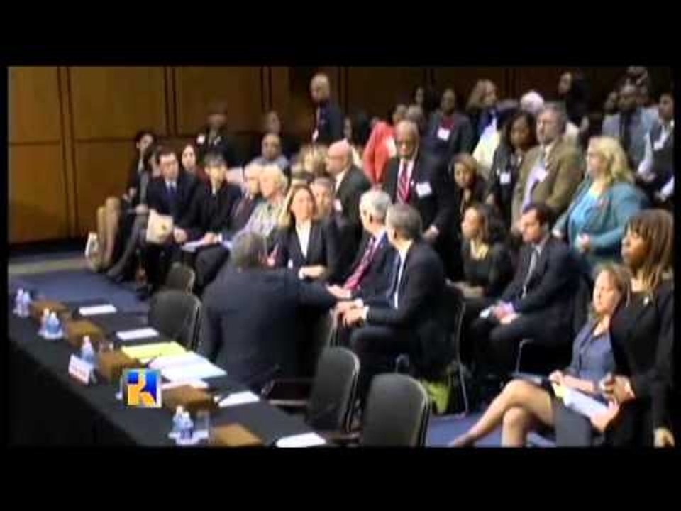 Madres de victimas de armas de fuego piden prohibición de rifles de asalto